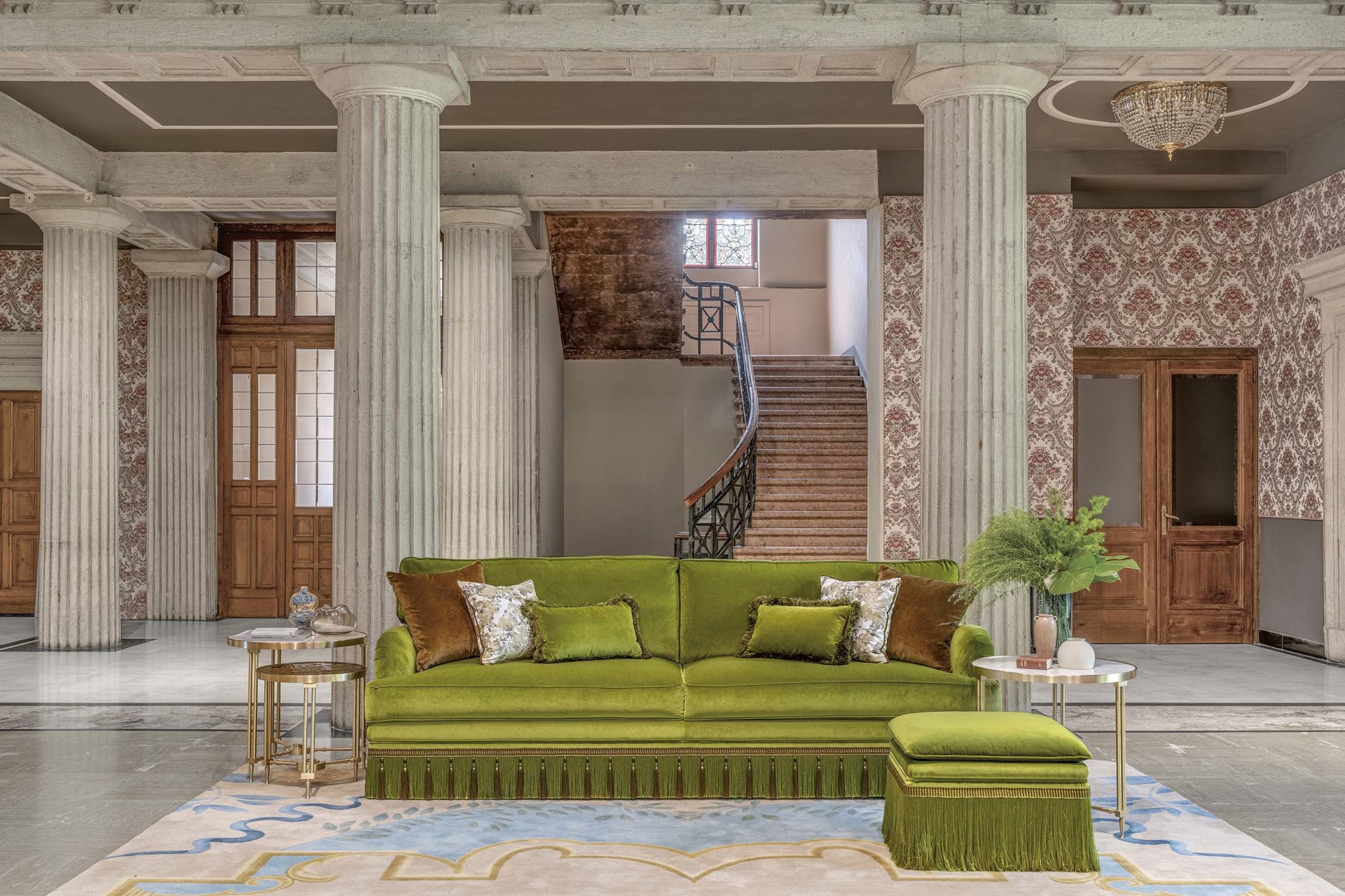 bellotti-ezio-luxury-classic-table-2